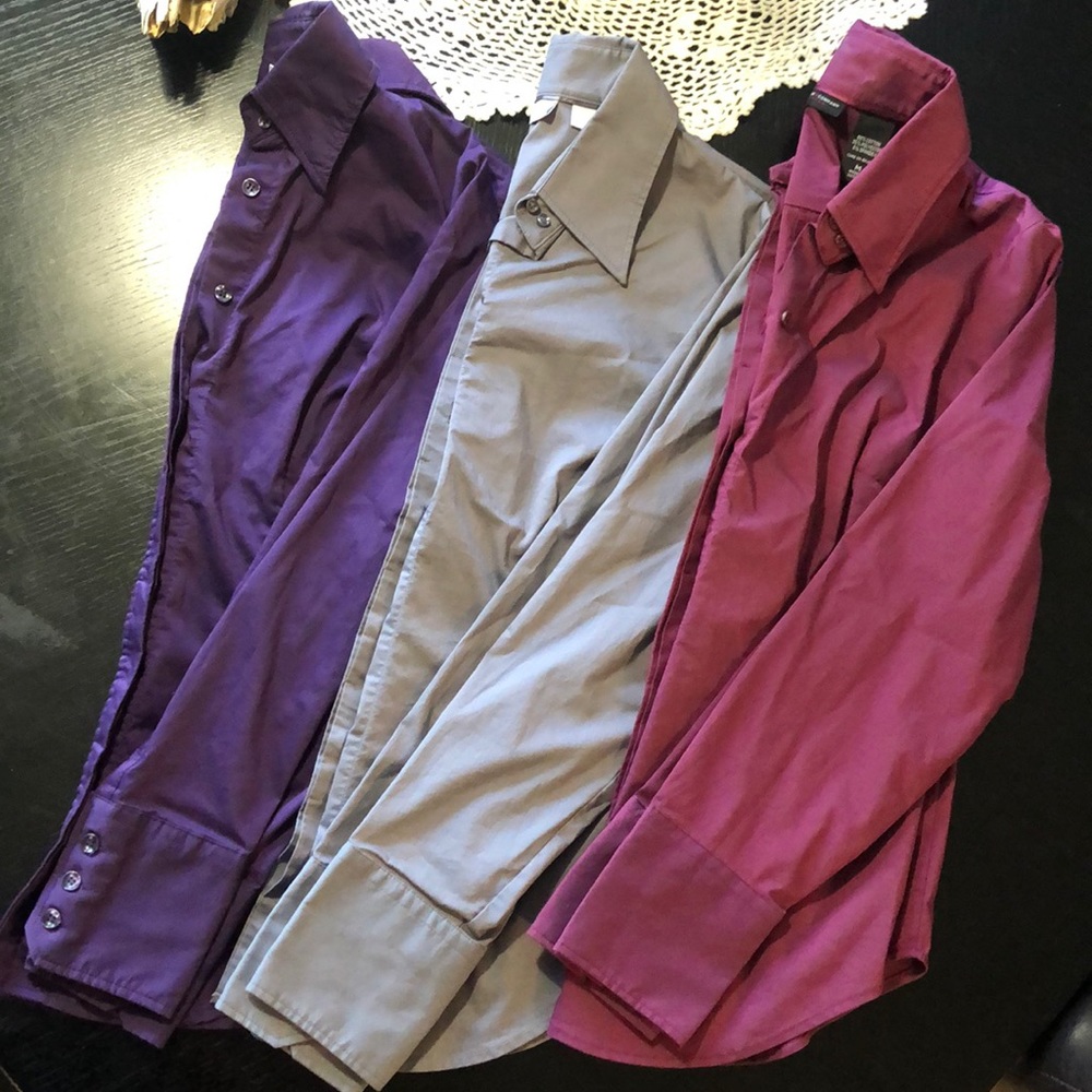 ❗️SOLD Women’s New York&Company Button up Blouses
